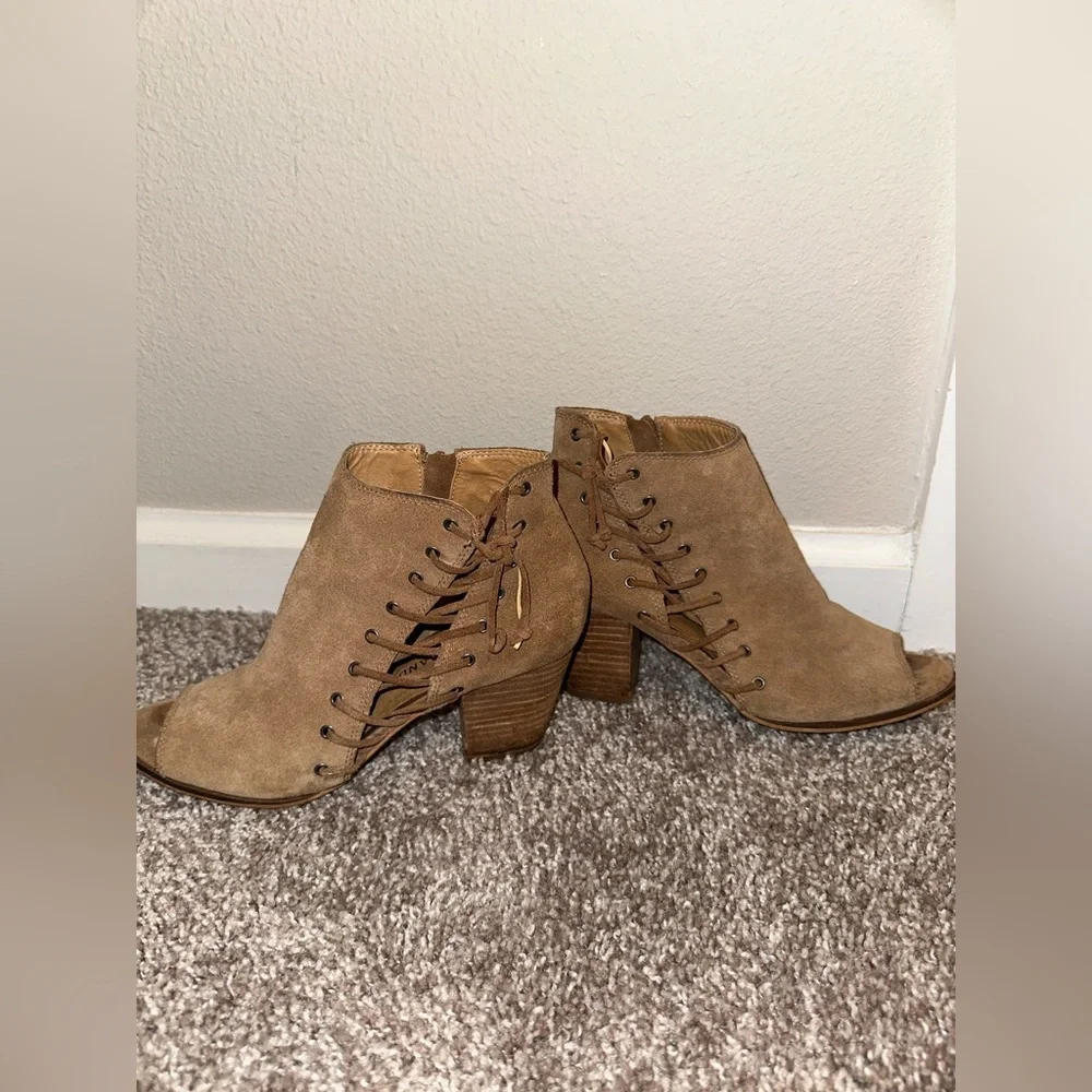 LUCKY BRAND Women's LK-HARTLEE dress Sandal - Picture 6 of 16